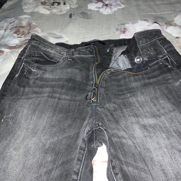 Pull-Ring Skinny Jeans ๐ | Forever 21 - Picture 3 of 11